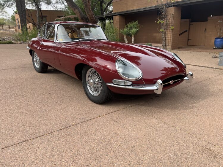 The Rotary Club of Tucson and the Tucson Classics Car Show Award Winners: 2018 Sponsor's Choice Mike and Sande Smith